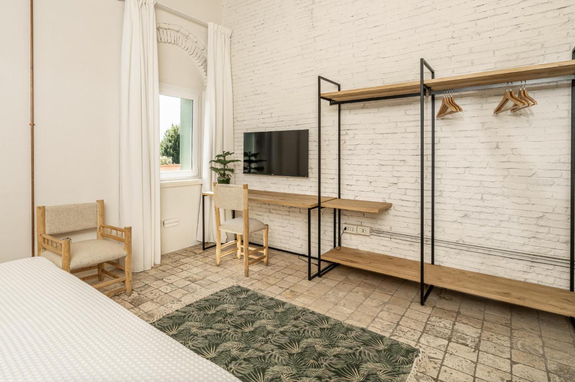 Scarlea Rooms Cecina  Bagian luar foto